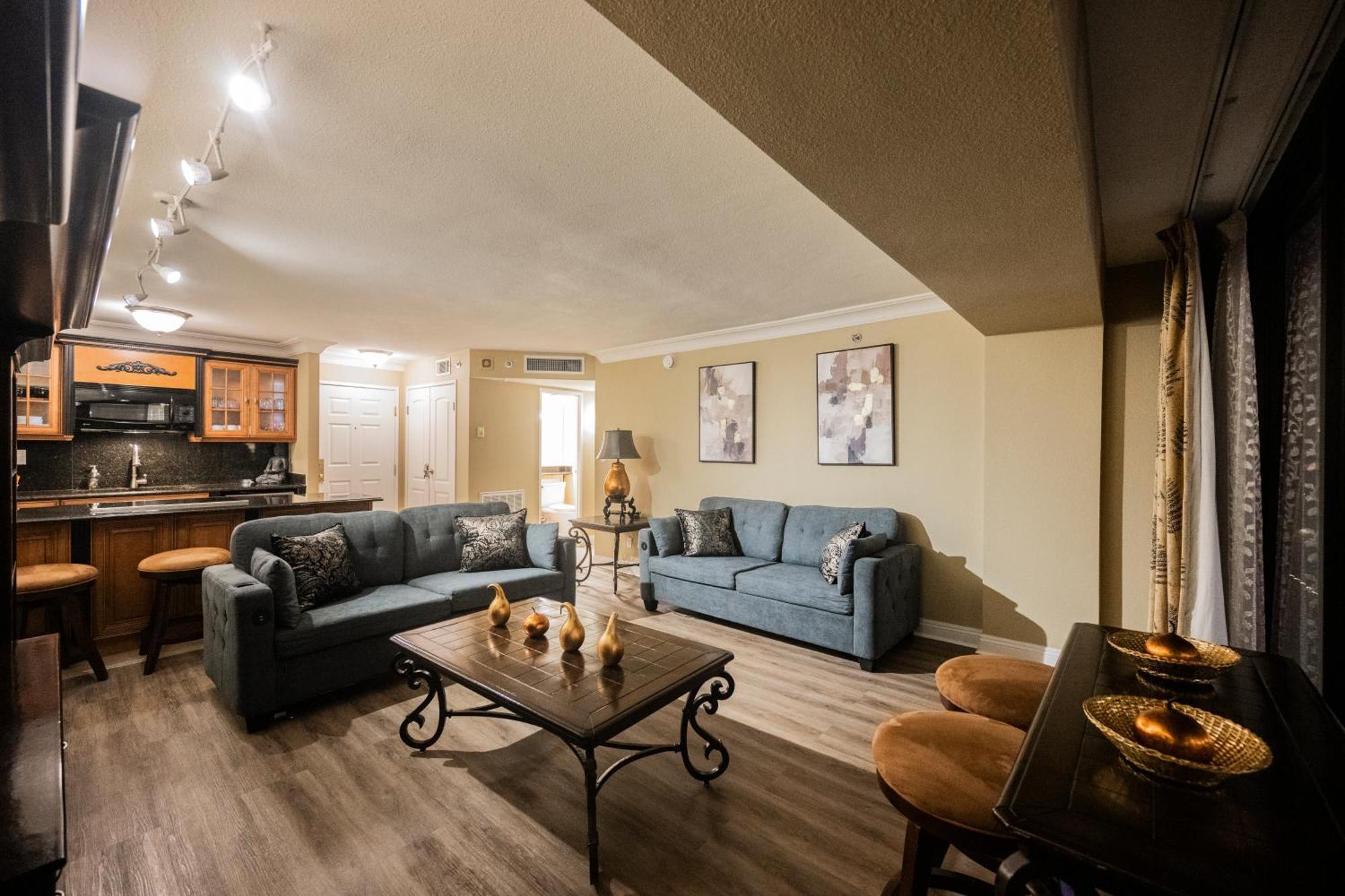 Stripviewsuites At Jockey Club ラスベガス エクステリア 写真
